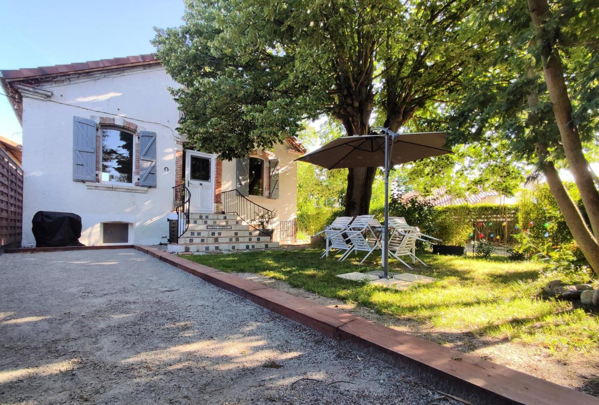 Villa Garona Avec Billard Proche Pyrenees Cazeres Exterior photo