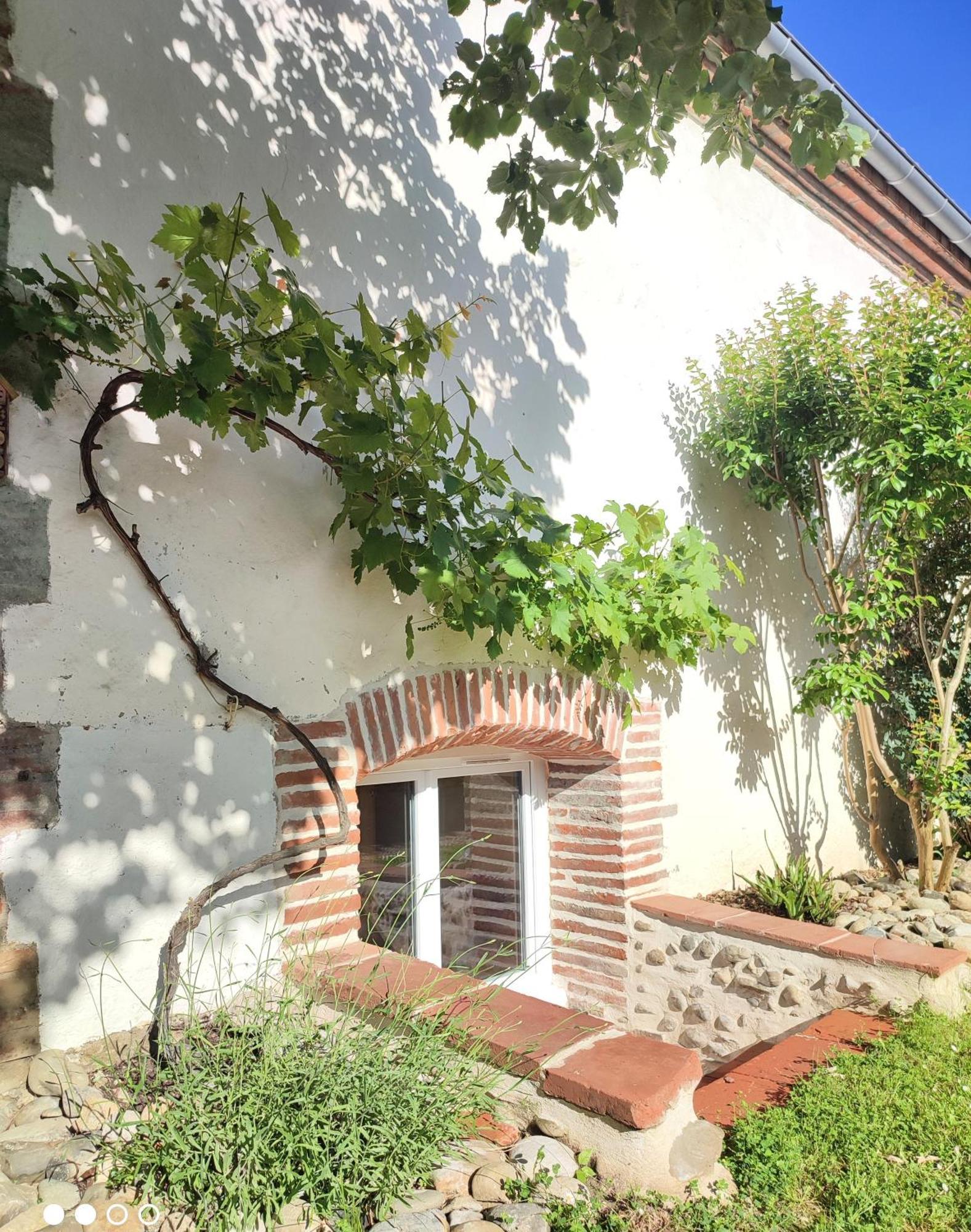 Villa Garona Avec Billard Proche Pyrenees Cazeres Exterior photo